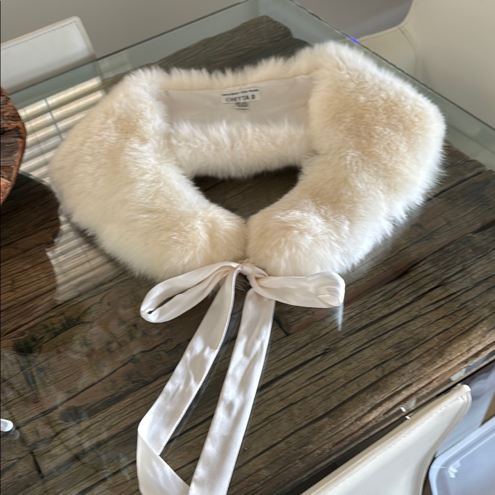 Chetta B off white Fox Fur Cape